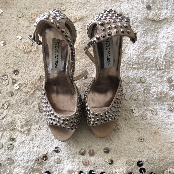 Steve Madden Rhinestone Nude Heels - Picture 2 of 5
